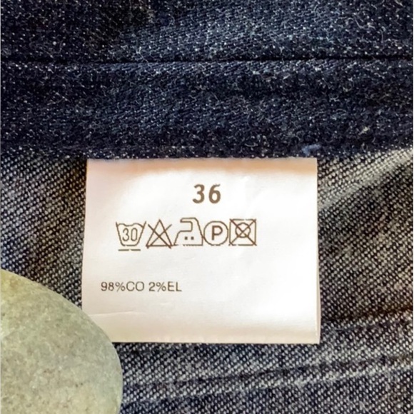 Classy Escada Jacket and Pants - Picture 11 of 13